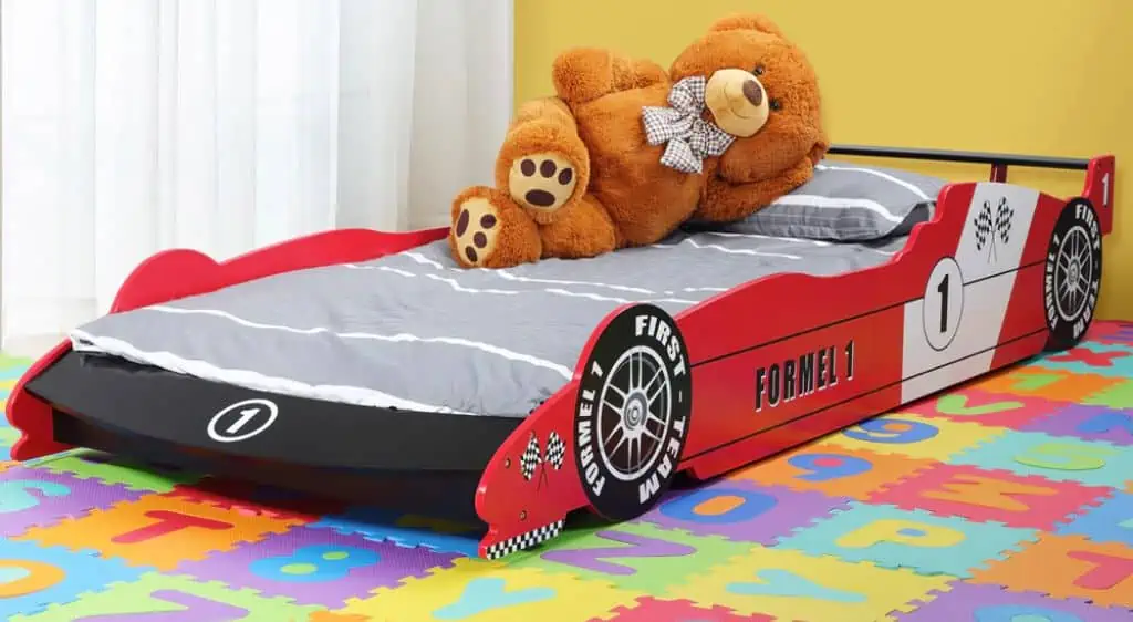 Formel 1 - bil-sengeramme til børn
